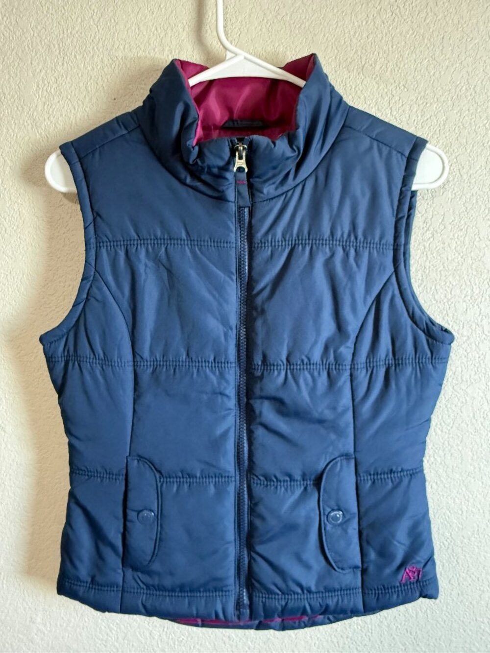 Women's Aeropostale Blue Puffer Vest Size S